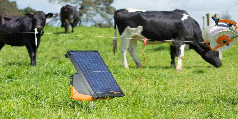solar fence charger feature