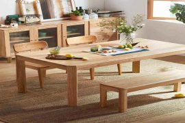 Feature dining bench set