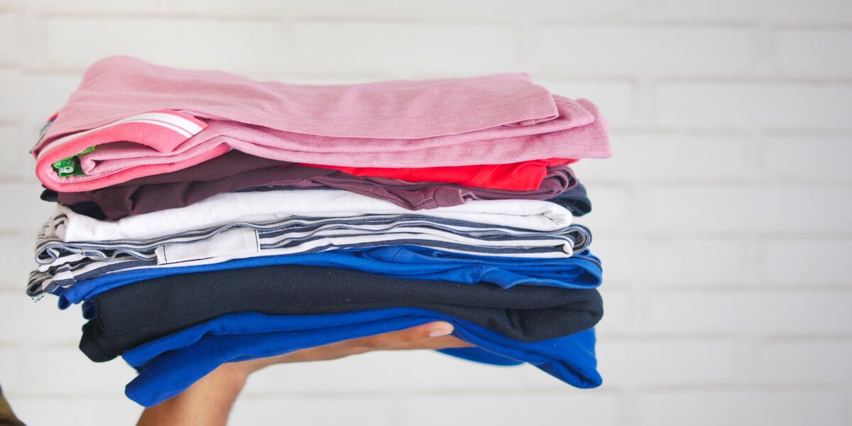 10 Helpful Laundry Hacks for Reducing Dust at Home